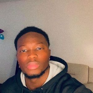 Meet your Posher, Christiano